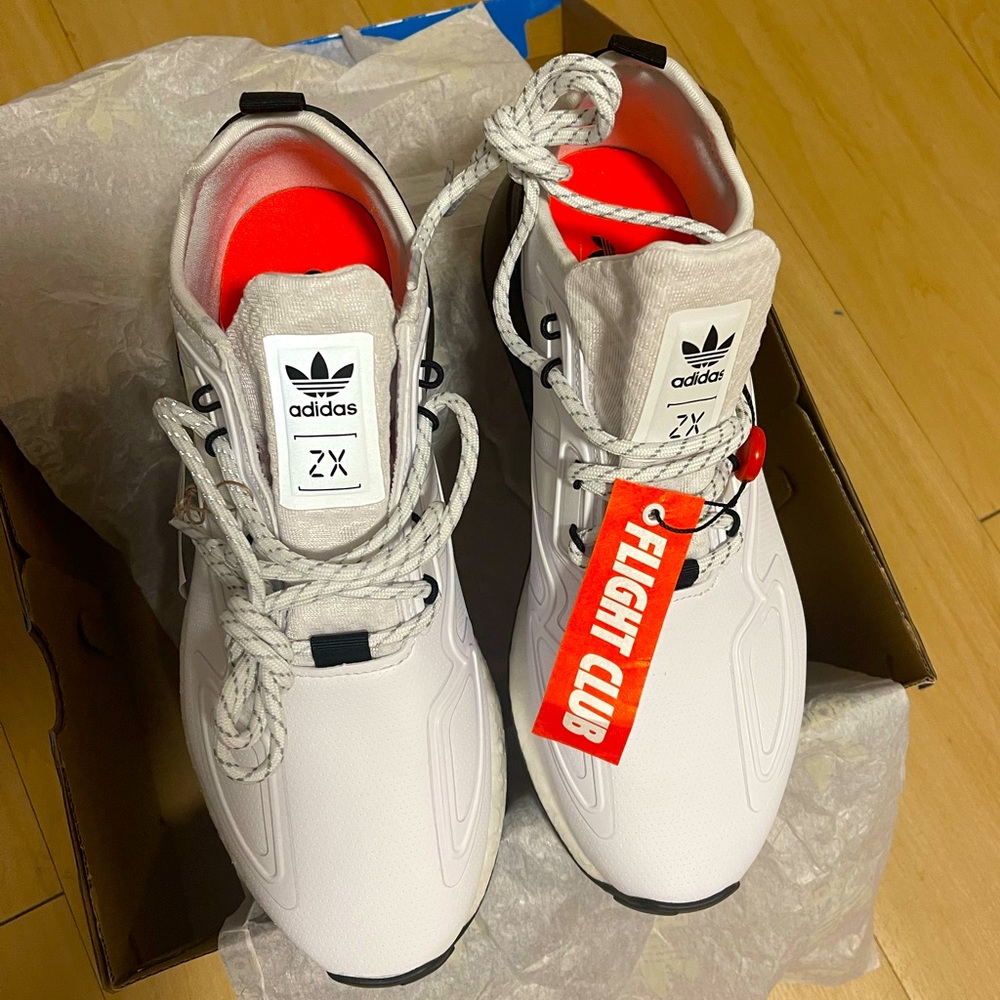 Adidas ZX 2K Boost Sneakers Size 8M BRAND NEW